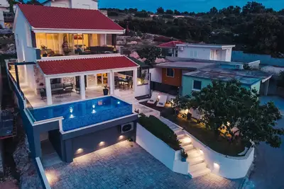 Image de Villa Miracle - three bedroom house with a swimming pool