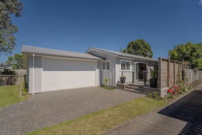 Image de The Square Hideaway, Recently Refurbished Home with Deck & Fully Fenced Yard