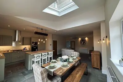 Image de The Old Station House- Historical Home In Lytham, St. Anne's With Games Room
