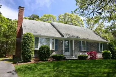 Image de Three Bedroom--Minutes To Goose Pond, Pleasant Bay And Town.