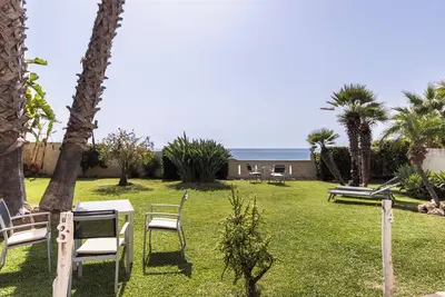 Image de Three-room apartment by the sea in a great location