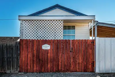 Image de Welcome to Sterling Suite! Cozy 1-bedroom home just 5 min from anything in town!