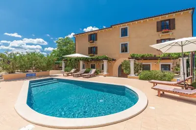 Image de Villa Christina in Ivetići - Haus für 10 Personen