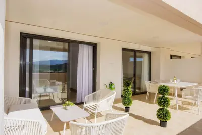 Image de Vera Penthouse with Terrace, Swimming Pool and Free Parking