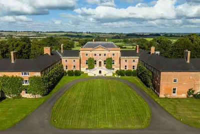 Image de Earnshill House - Huit Chambres Maison, Couchages 16