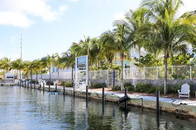 Image de Marathon Beachfront | 2Kings, Veranda + 2LuxeBaths