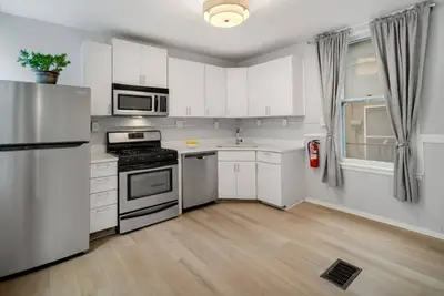 Image de Spacious 3-bedroom apartment