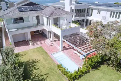 Image de 34 Mossel River - stunning ocean and mountain views