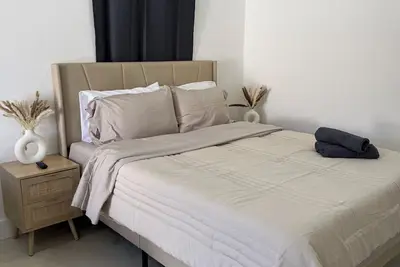 Image de 1/1 Studio in Pembroke Pines. Close to Beaches, Airports, & Stadium’s. W/Patio