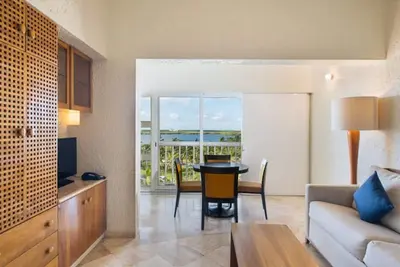 Image de Golden Sands Oasis at Cancun