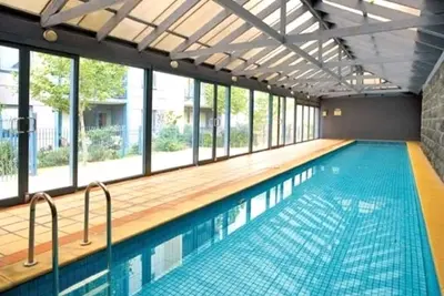 Image de Tranquil 2-Bed Apartment with Pool and Gym Access