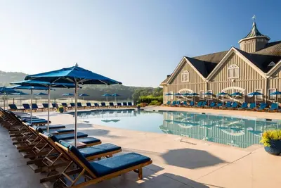 Image de Escape & Rejuvenate in 4 Charming Cottages w/ Amenities Indoors and Outdoors!