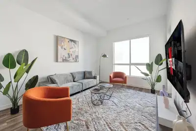 Image de Hollywood 1bdr retreat with Pool, Free Parking, Gym