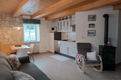 Image de Renovated, panoramic location with garden and view in one of Italy's villages
