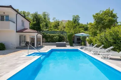 Image de Villa Vinis Terra Family-Friendly Escape with Pool