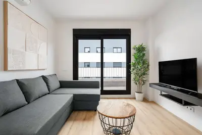 Image de apartamento reformado con garaje  de alquiler temporal