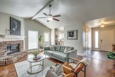 Image de 3-bedroom house in Dfw I Epic Central I Cowboys Att Stadium