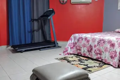 Image de Comfy apartment near beach and airport