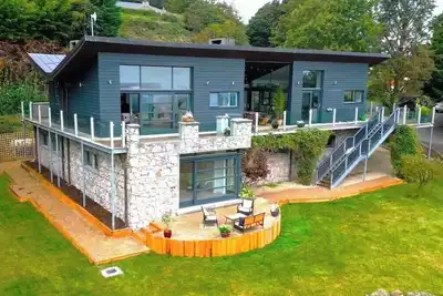 Image de Charming 6-Bed Escape- Balconies & Panoramic Views