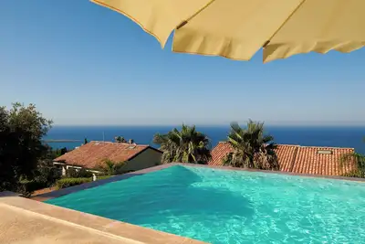Image de Stunning tower, with infinity pool in Sicily