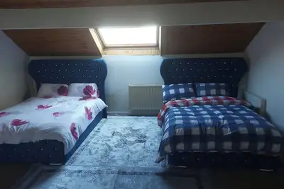 Image de Welsh Mountain Retreat with studio flat
