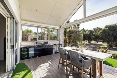 Image de Ninth Tee Golf Course Living in Dunsborough Lakes