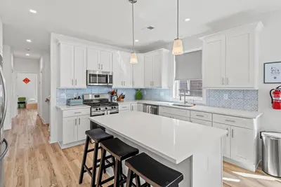 Image de New Build, Ocean Block, 5 Bedroom Home 4 Bath