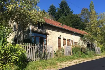 Gîte du Mont Justice\nParc du Morvan\nIdéal pour famille ou groupe d'amis