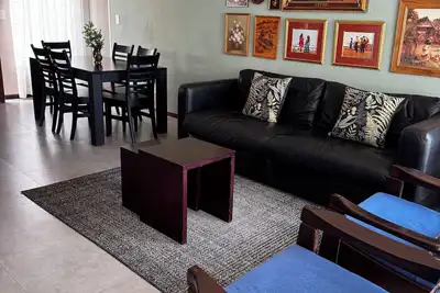 Image de Charming 2-bedroom townhome with WiFi, Ac in wonderful Pretoria