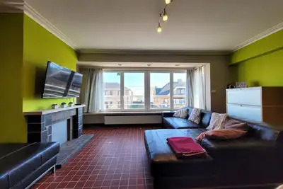 Image de Appartement près de plage quartier animé