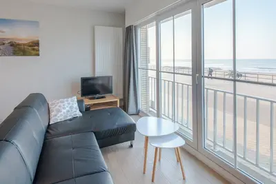 Image de Appartement sur la côte avec vue sur mer