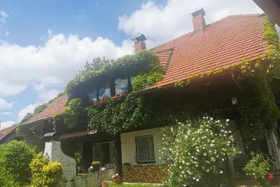 Image de Appartement \"Märchenschloss\" avec jardin partagé, balcon et Wi-Fi