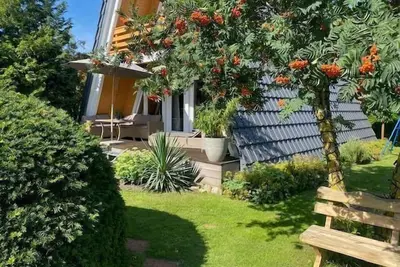 Image de Komfortabeles Finnhuetten Ferienhaus im Fischerdorf Freest