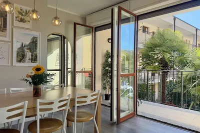 Image de Vespa Azzurra Boutique Apartment | Directly on Lake Como | Own parking lot