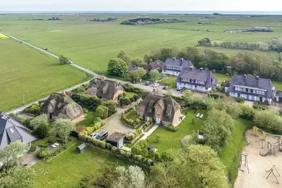 Image de \"Enjoy unforgettable days at Greta's HĂĽs on Sylt! \"