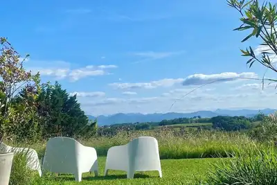 Image de Grande maison - piscine - jardin - vue panoramique