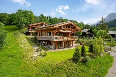 Image de Chalet 5* pour 12 avec piscine, spa, sauna et hammam à La Clusaz