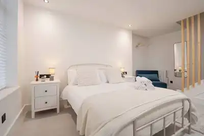 Image de Hideaway | W/M | Sofa Bed | Kitchenette | Parking