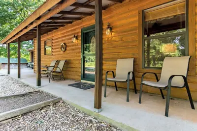 Image de Charming 2-bedroom cabin with WiFi, Ac in peaceful Eureka Springs