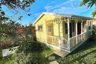 Image de Cozy 1-bedroom house with WiFi, Ac in charming St. John's