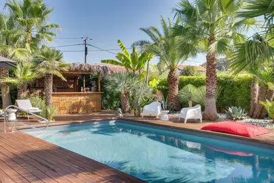 Image de Villa avec piscine proche plage