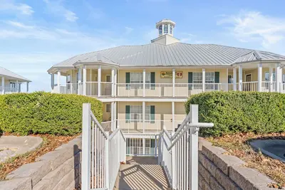 Image de Lakeview Retreat on Table Rock Lake, lake access Huge Pool