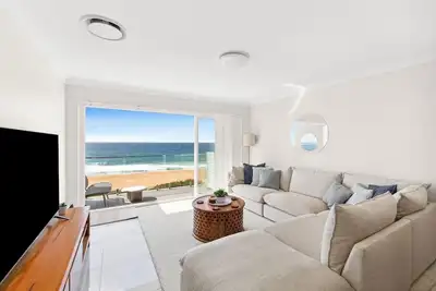 Image de Lume on the Shore A Stylish Oceanfront Getaway