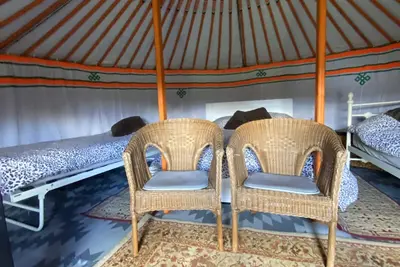Image de Glamping in Mongolian yurts in peaceful rural location in South Devon.