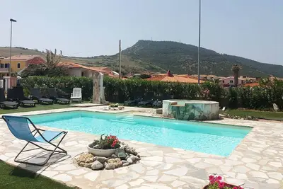 Image de Confortable appartement avec piscine, Wifi, Tv, patio et parking, près de Castelsardo