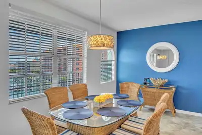 Image de *** Last Minute Special $349 A Night**** April And May