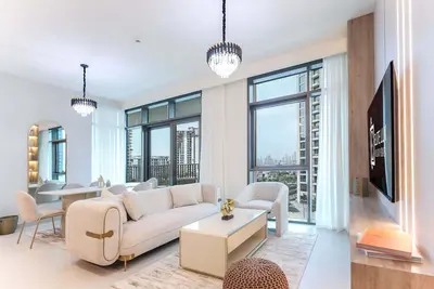 Image de Elite Lux Holiday Homes - Dubai Creek Oasis: 2br Luxe w/ Burj View