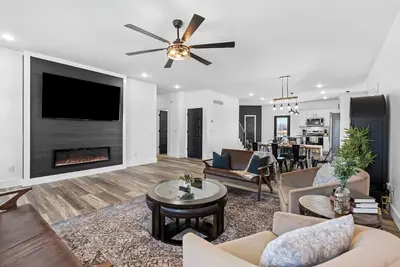 Image de 7 min to Wild Turkey and Four Roses - Sleeps 10 - Patio with Grill and View