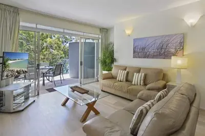 Image de Enjoy contemporary, coastal holiday vibes when staying at Park Cove.