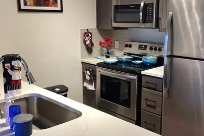 Image de Chic 1-bedroom apartment with WiFi, Ac in phenomenal Richmond